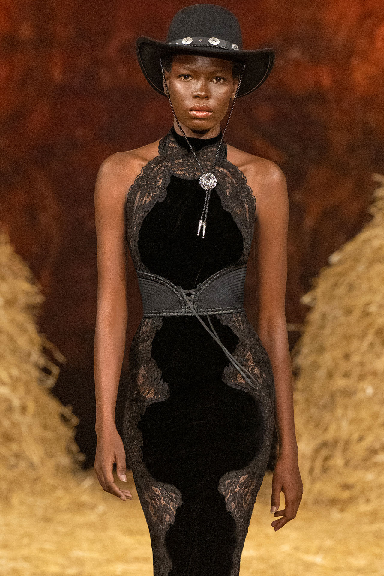 AW25 LOOK 3