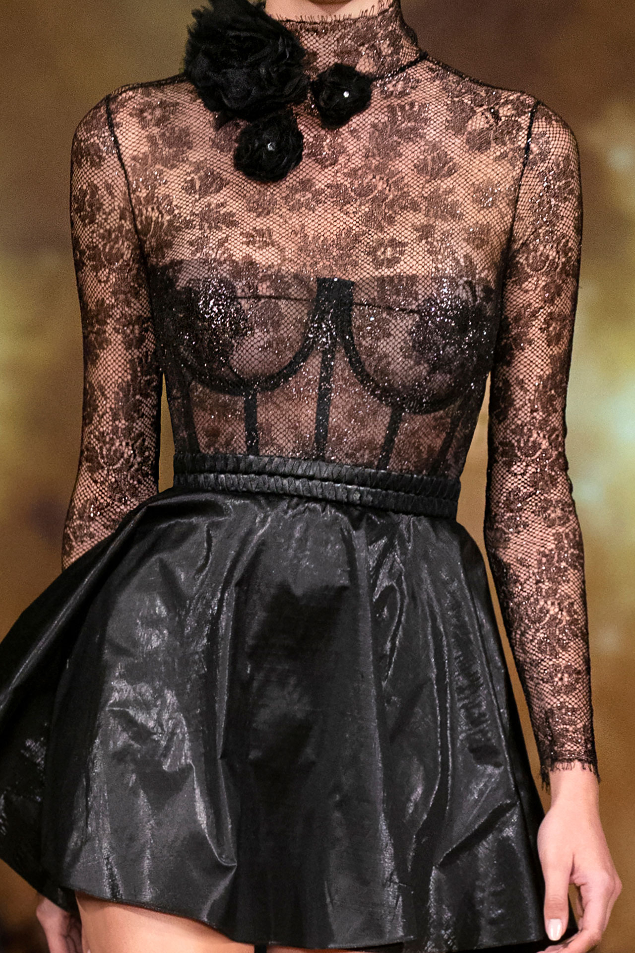 AW22 LOOK 6