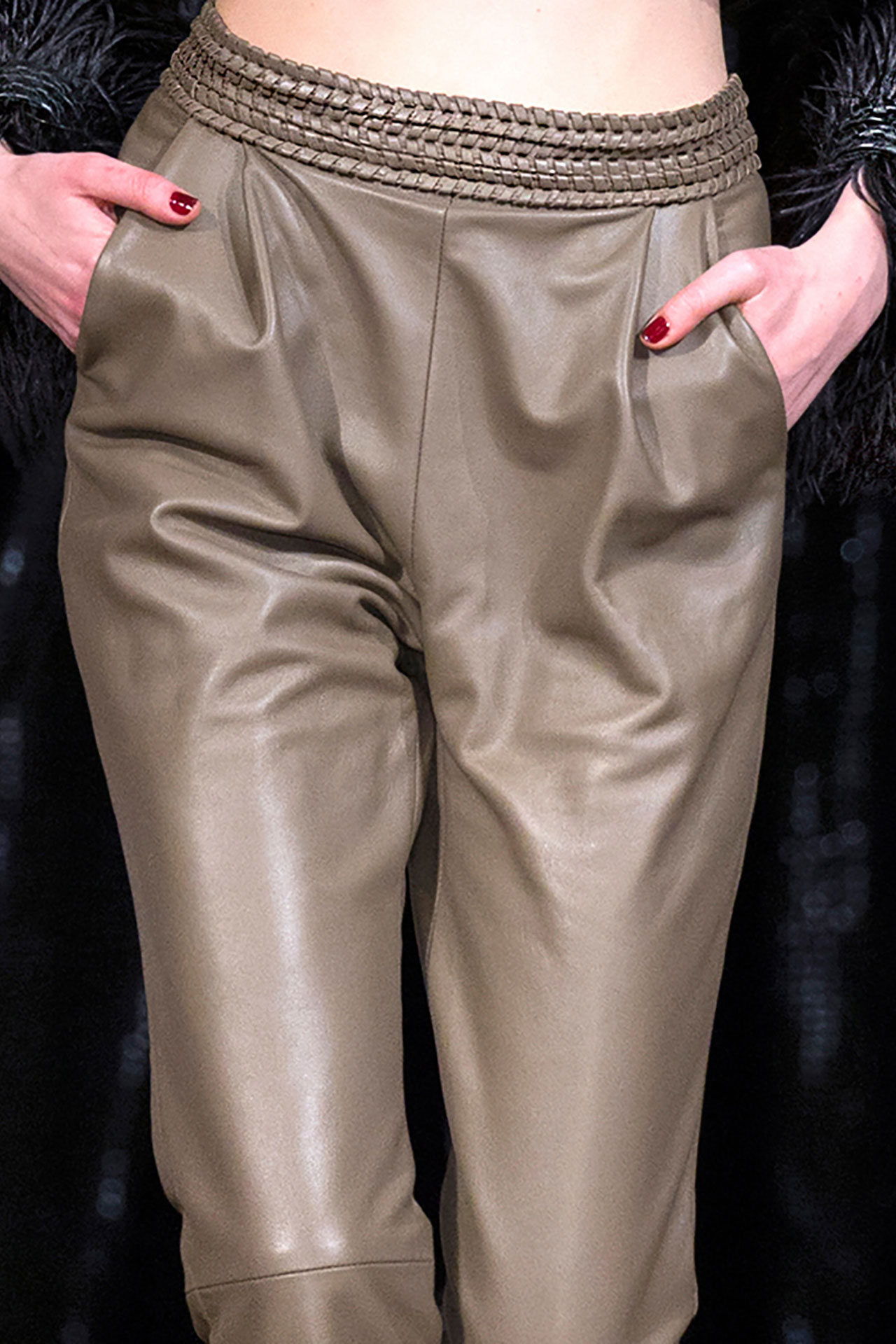 AW20 LOOK 10