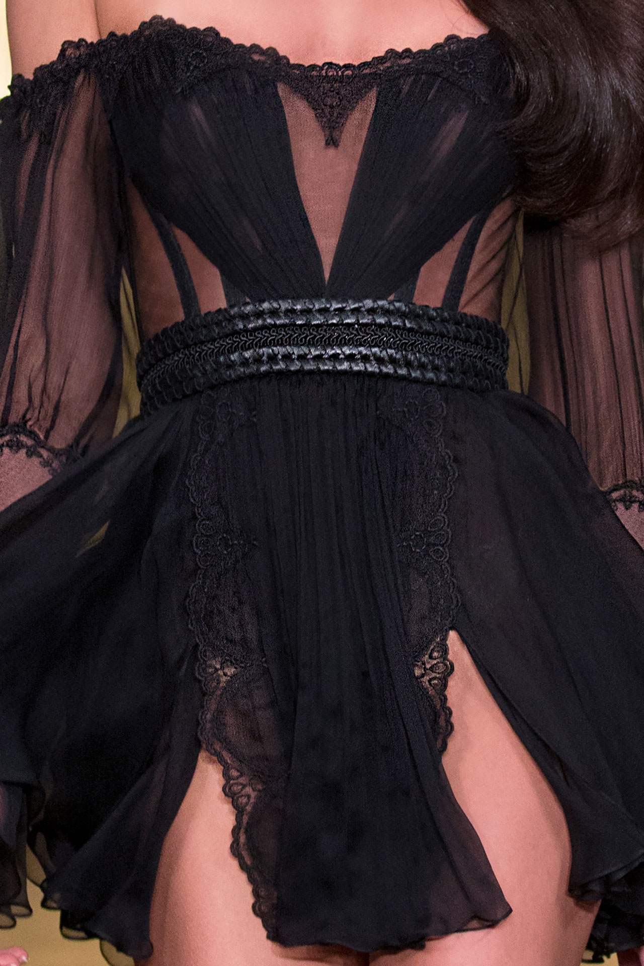 AW19 LOOK 09