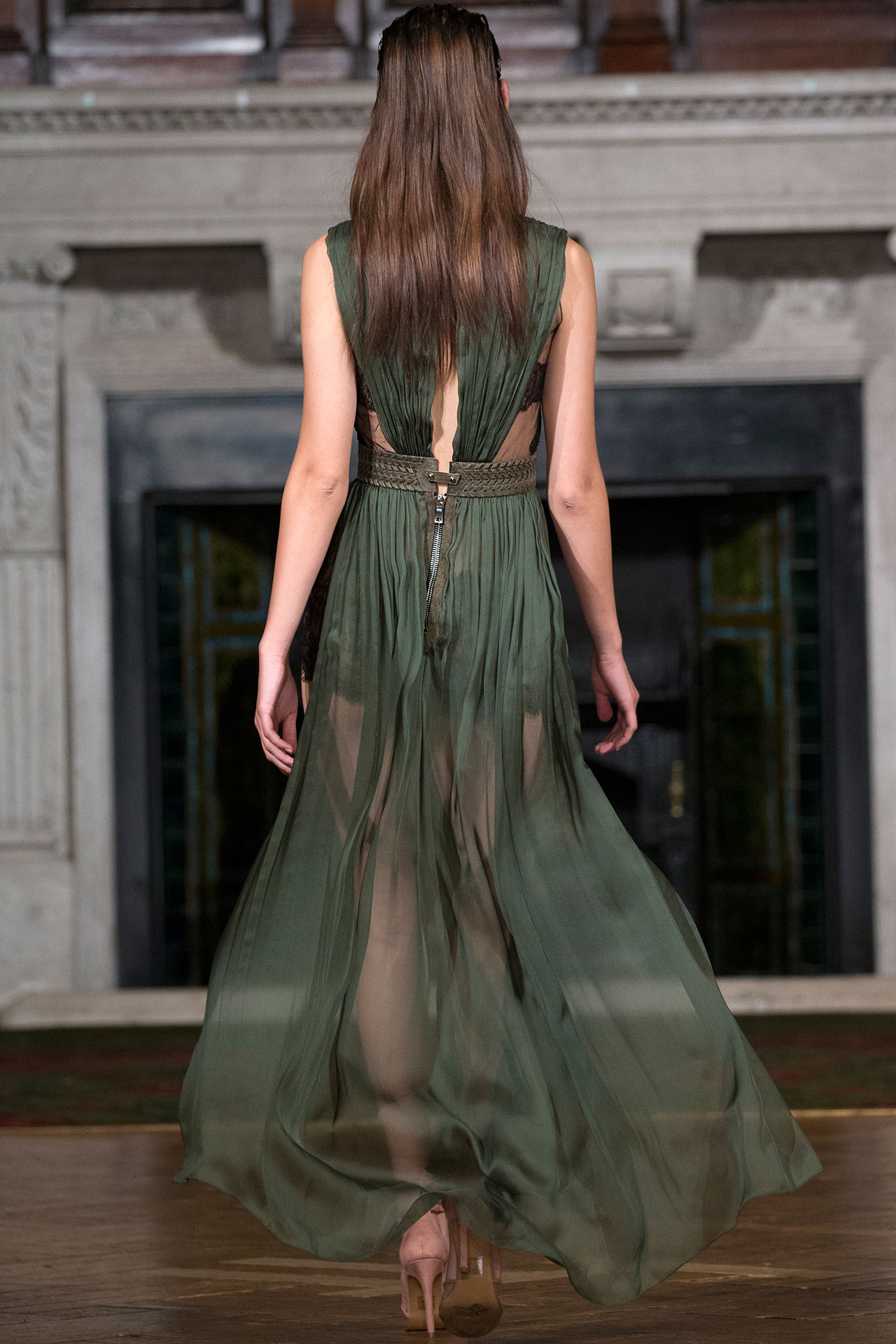 SS20 LOOK 26